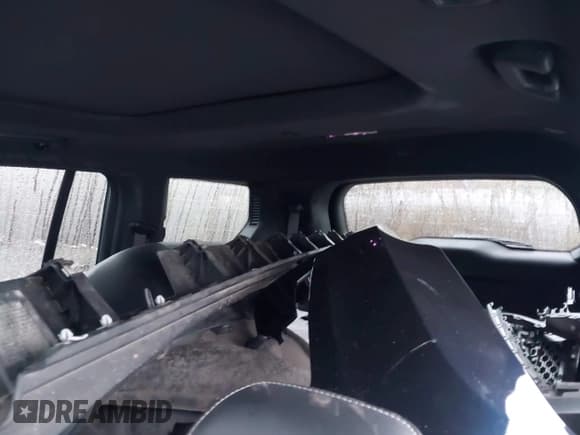 ✅ 2024 Jeep Grand Cherokee Limited • VIN: 1C4RJKBG6R8580864 • Lot: 43373308. Wystawiony na IAAI z przebiegiem 20 112 mil. Bezpłatny archiwum sprzedaży aukcyjnych z USA i szczegółowy raport historii pojazdu na DreamBid. Zdjęcie 8.