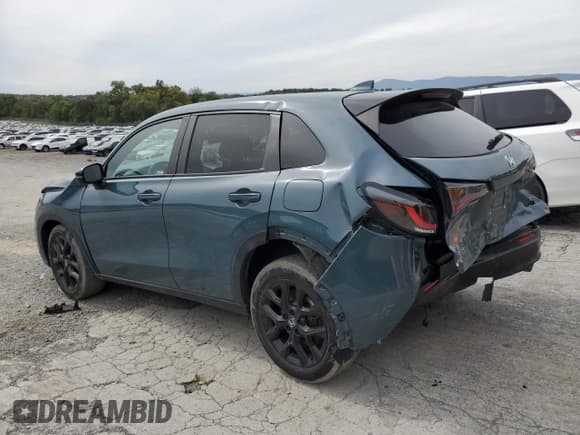 ✅ 2023 Honda HR-V Sport • VIN: 3CZRZ2H55PM733915 • Лот: 81866425. Опубликован ранее на Copart с пробегом 41 723 миль. Бесплатный доступ к архиву аукционных продаж из США и подробный отчёт об истории автомобиля на DreamBid. Изображение 2.