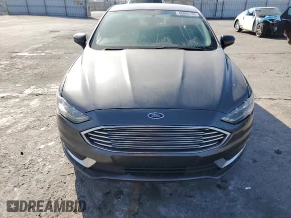 ✅ 2018 Ford Fusion SE • VIN: 3FA6P0LU4JR156411 • Lot: 80860195. Wystawiony na Copart z przebiegiem 149 928 mil. Bezpłatny archiwum sprzedaży aukcyjnych z USA i szczegółowy raport historii pojazdu na DreamBid. Zdjęcie 5.