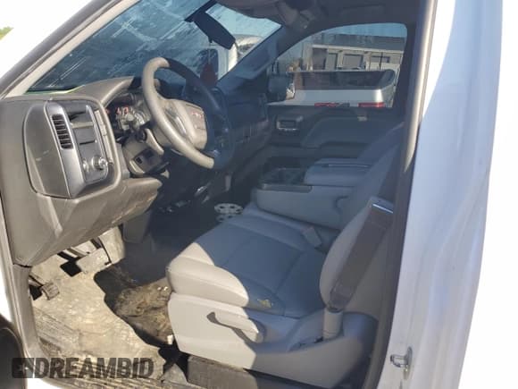 ✅ 2018 GMC Sierra 1500 • VIN: 1GTN1LEH1JZ227293 • Лот: 82114935. Опубликован ранее на Copart с пробегом 113 938 миль. Бесплатный доступ к архиву аукционных продаж из США и подробный отчёт об истории автомобиля на DreamBid. Изображение 7.