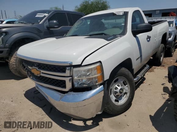✅ 2013 Chevrolet Silverado 2500HD Work Truck • VIN: 1GC0CVCG5DF173626 • Лот: 58605174. Опубликован ранее на Copart с пробегом 181 070 миль. Бесплатный доступ к архиву аукционных продаж из США и подробный отчёт об истории автомобиля на DreamBid. Изображение 1.