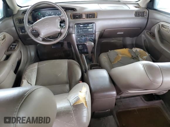 ✅ 1997 Toyota Camry LE • VIN: 4T1BF22K4VU010625 • Лот: 84059445. Опубликован ранее на Copart с пробегом 211 774 миль. Бесплатный доступ к архиву аукционных продаж из США и подробный отчёт об истории автомобиля на DreamBid. Изображение 8.