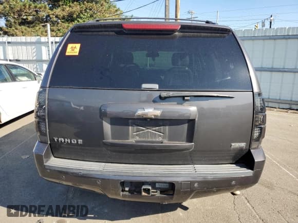 ✅ 2010 Chevrolet Tahoe LT • VIN: 1GNMCBE34AR169983 • Lot: 81857125. Wystawiony na Copart z przebiegiem 197 751 mil. Bezpłatny archiwum sprzedaży aukcyjnych z USA i szczegółowy raport historii pojazdu na DreamBid. Zdjęcie 6.