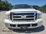 ✅ 2005 Ford Excursion Special Serv • VIN: 1FMNU40L05EB61756 • Lot: 72593484. Wystawiony na Copart z przebiegiem 89 126 mil. Bezpłatny archiwum sprzedaży aukcyjnych z USA i szczegółowy raport historii pojazdu na DreamBid. Zdjęcie 5.