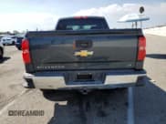 ✅ 2018 Chevrolet Silverado 1500 LT • VIN: 1GCPCREC2JF167990 • Lot: 84015985. Wystawiony na Copart z przebiegiem 118 826 mil. Bezpłatny archiwum sprzedaży aukcyjnych z USA i szczegółowy raport historii pojazdu na DreamBid. Zdjęcie 6.