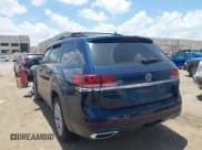 ✅ 2022 Volkswagen Atlas SE • VIN: 1V2WR2CA4NC510131 • Lot: 42733120. Listed on IAAI with 63,225 mi. Free auction sales archive from the USA and detailed vehicle history report at DreamBid. Image 3.