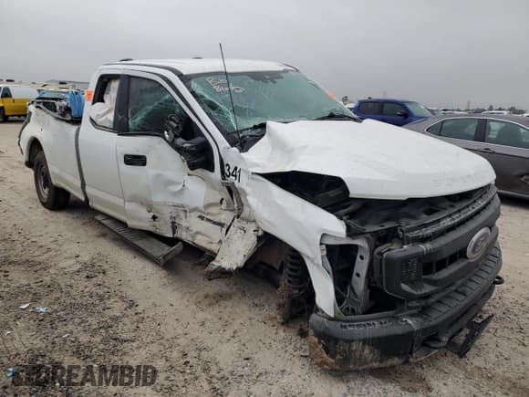 ✅ 2022 Ford F-250 • VIN: 1FT8X2AT1NEE17009 • Lot: 43755805. Listed on Copart with Not provided. Free auction sales archive from the USA and detailed vehicle history report at DreamBid. Image 1.