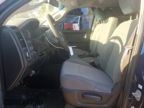 ✅ 2014 Ram 1500 Express • VIN: 1C6RR6KT6ES455381 • Lot: 69567025. Wystawiony na Copart z przebiegiem 143 435 mil. Bezpłatny archiwum sprzedaży aukcyjnych z USA i szczegółowy raport historii pojazdu na DreamBid. Zdjęcie 7.