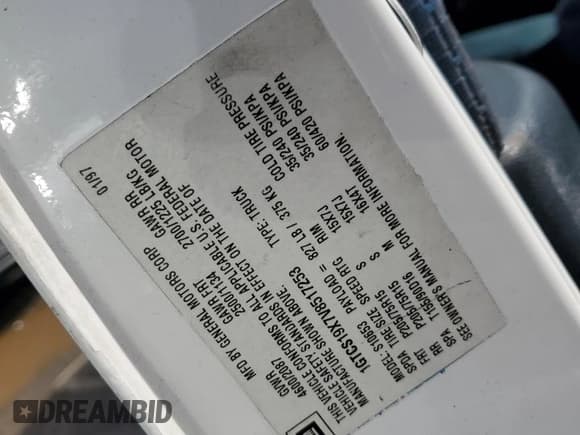 ✅ 1997 GMC Sonoma SLS • VIN: 1GTCS19X7V8517253 • Lot: 43829035. Wystawiony na Copart z przebiegiem 102 976 mil. Bezpłatny archiwum sprzedaży aukcyjnych z USA i szczegółowy raport historii pojazdu na DreamBid. Zdjęcie 12.