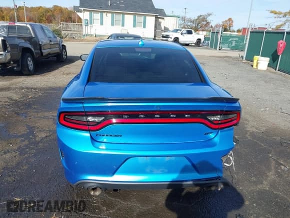 ✅ 2019 Dodge Charger GT • VIN: 2C3CDXHG5KH510648 • Lot: 43610610. Listed on IAAI with 129,190 mi. Free auction sales archive from the USA and detailed vehicle history report at DreamBid. Image 16.