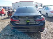 ✅ 2020 Lexus ES 350 F Sport • VIN: 58AGZ1B15LU066545 • Lot: 42122345. Listed on IAAI with 118,598 mi. Free auction sales archive from the USA and detailed vehicle history report at DreamBid. Image 16.