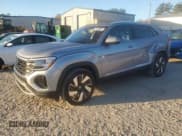 ✅ 2024 Volkswagen Atlas SE • VIN: 1V2WE2CA2RC219872 • Лот: 92331715. Опубликован ранее на Copart с пробегом 42 442 миль. Бесплатный доступ к архиву аукционных продаж из США и подробный отчёт об истории автомобиля на DreamBid. Изображение 1.