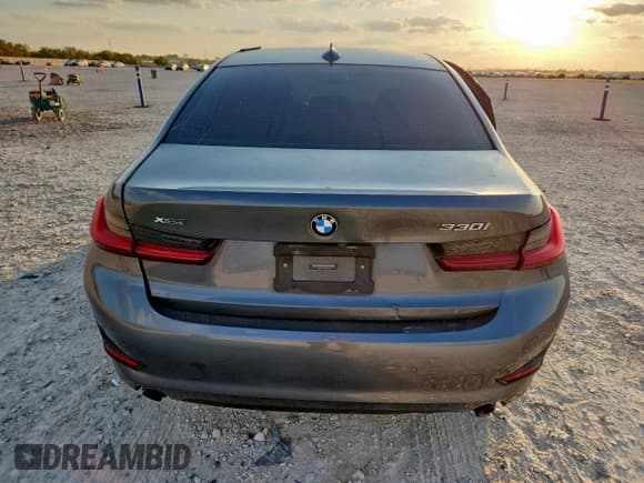 ✅ 2021 BMW 3 Series 330i xDrive • VIN: 3MW5R7J0XM8C16059 • Lot: 92532535. Listed on Copart with 96,393 mi. Free auction sales archive from the USA and detailed vehicle history report at DreamBid. Image 6.