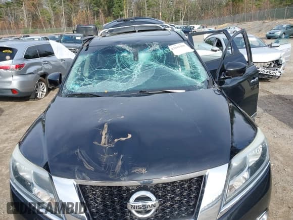 ✅ 2016 Nissan Pathfinder SV • VIN: 5N1AR2MM4GC636928 • Lot: 43641108. Wystawiony na IAAI z przebiegiem 127 283 mil. Bezpłatny archiwum sprzedaży aukcyjnych z USA i szczegółowy raport historii pojazdu na DreamBid. Zdjęcie 6.