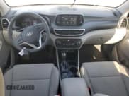 ✅ 2021 Hyundai Tucson SE • VIN: KM8J2CA42MU314728 • Lot: 57962765. Wystawiony na Copart z przebiegiem 65 513 mil. Bezpłatny archiwum sprzedaży aukcyjnych z USA i szczegółowy raport historii pojazdu na DreamBid. Zdjęcie 8.