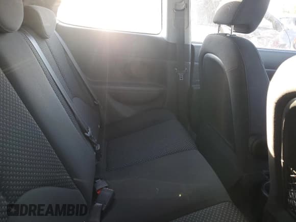 ✅ 2010 Hyundai Accent L • VIN: KMHCN3BC6AU183465 • Lot: 80851775. Listed on Copart with 221,565 mi. Free auction sales archive from the USA and detailed vehicle history report at DreamBid. Image 10.