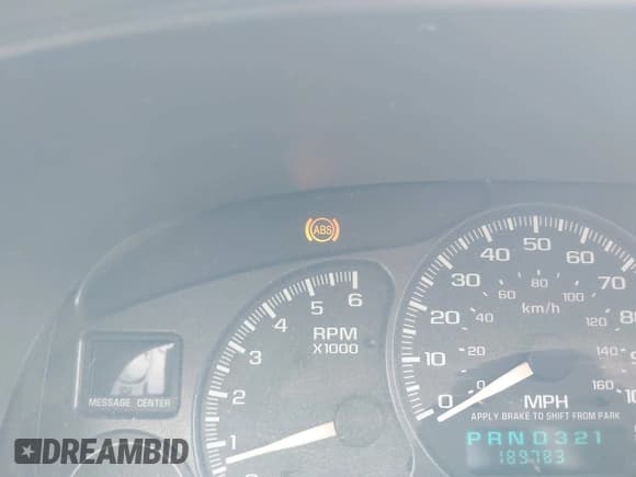 ✅ 2002 Chevrolet Suburban LT • VIN: 3GNEC16Z72G185775 • Lot: 43420114. Listed on IAAI with 189,783 mi. Free auction sales archive from the USA and detailed vehicle history report at DreamBid. Image 6.