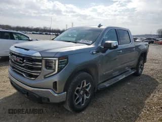 ✅ 2024 GMC Sierra 1500 SLT • VIN: 1GTUUDE82RZ317511 • Лот: 49312945. Опубликован ранее на Copart с пробегом 16 472 миль. Бесплатный доступ к архиву аукционных продаж из США и подробный отчёт об истории автомобиля на DreamBid. Изображение 1.