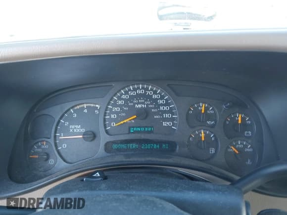 ✅ 2003 Chevrolet Silverado 2500HD LS • VIN: 1GCHK23193F166158 • Lot: 41483404. Wystawiony na IAAI z przebiegiem 238 704 mil. Bezpłatny archiwum sprzedaży aukcyjnych z USA i szczegółowy raport historii pojazdu na DreamBid. Zdjęcie 7.