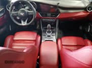 ✅ 2020 Alfa Romeo Giulia Ti Sport • VIN: ZARFANBNXL7637718 • Lot: 68085005. Wystawiony na Copart z przebiegiem 45 315 mil. Bezpłatny archiwum sprzedaży aukcyjnych z USA i szczegółowy raport historii pojazdu na DreamBid. Zdjęcie 8.