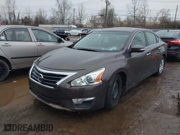 ✅ 2013 Nissan Altima S • VIN: 1N4BL3AP0DC130254 • Lot: 41562758. Wystawiony na IAAI z przebiegiem 161 742 mil. Bezpłatny archiwum sprzedaży aukcyjnych z USA i szczegółowy raport historii pojazdu na DreamBid. Zdjęcie 2.