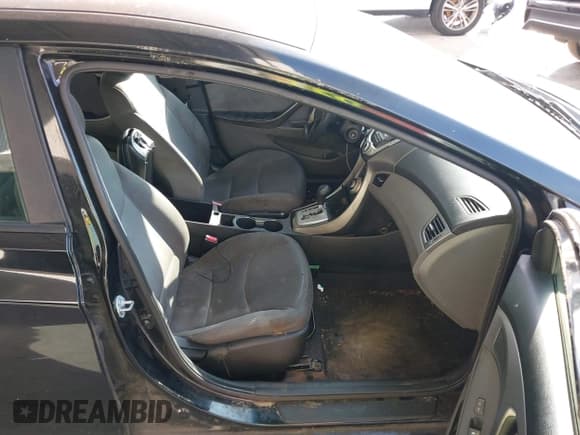 ✅ 2012 Hyundai Elantra GLS • VIN: 5NPDH4AE1CH140707 • Lot: 43661639. Listed on IAAI with 256,794 mi. Free auction sales archive from the USA and detailed vehicle history report at DreamBid. Image 5.