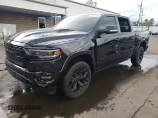 ✅ 2021 Ram 1500 Limited • VIN: 1C6RREHM9MN609198 • Лот: 59219925. Опубликован ранее на Copart с пробегом 61 656 миль. Бесплатный доступ к архиву аукционных продаж из США и подробный отчёт об истории автомобиля на DreamBid. Изображение 1.