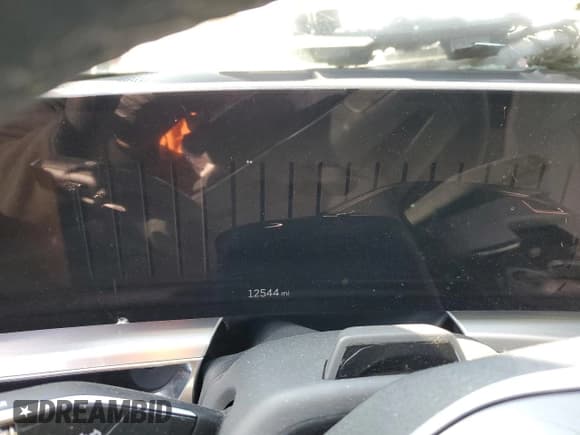 ✅ 2023 Cadillac LYRIQ RWD Luxury • VIN: 1GYKPMRK4PZ002866 • Лот: 71273244. Опубликован ранее на Copart с пробегом 12 544 миль. Бесплатный доступ к архиву аукционных продаж из США и подробный отчёт об истории автомобиля на DreamBid. Изображение 9.