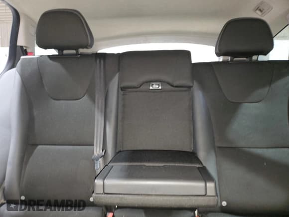 ✅ 2015 Volvo V60 • VIN: YV126MEA0F1201636 • Lot: 87406285. Listed on Copart with 105,684 mi. Free auction sales archive from the USA and detailed vehicle history report at DreamBid. Image 10.