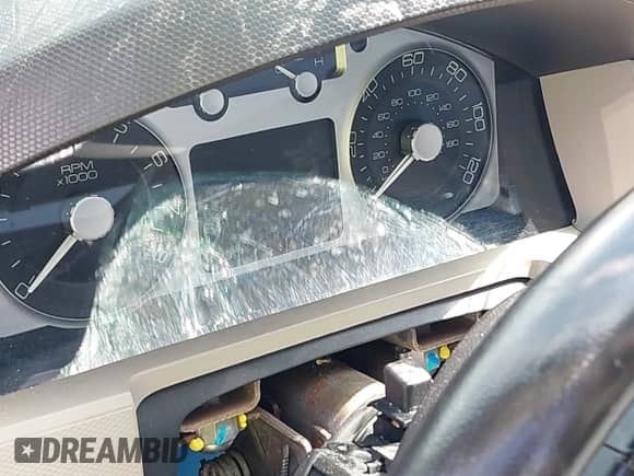 2010 Mercury Mariner Premier с VIN 4M2CN9HG3AKJ27247, выставлен на аукционе IAAI как лот 43011250 с пробегом 96 157 миль миль и . История ставок и продаж доступна на DreamBid. Изображение 7.