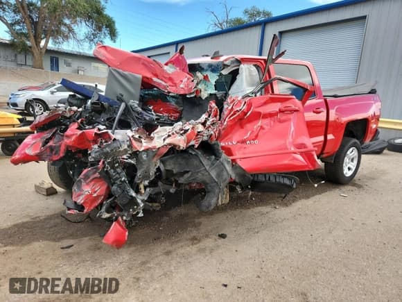 ✅ 2018 Chevrolet Silverado 1500 LT • VIN: 3GCUKREC7JG251629 • Лот: 71451945. Опубликован ранее на Copart с пробегом Не указан. Бесплатный доступ к архиву аукционных продаж из США и подробный отчёт об истории автомобиля на DreamBid. Изображение 1.