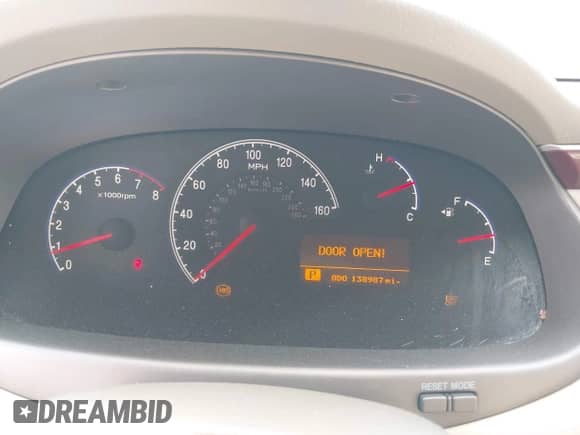 2006 Hyundai Azera SE с VIN KMHFC46FX6A117832, выставлен на аукционе IAAI как лот 41903278 с пробегом 138 987 миль миль и . История ставок и продаж доступна на DreamBid. Изображение 7.