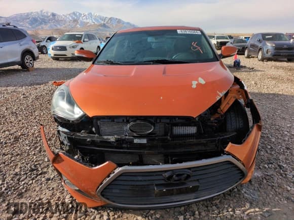 ✅ 2016 Hyundai Veloster Turbo • VIN: KMHTC6AEXGU292062 • Lot: 83816584. Wystawiony na Copart z przebiegiem 34 863 mil. Bezpłatny archiwum sprzedaży aukcyjnych z USA i szczegółowy raport historii pojazdu na DreamBid. Zdjęcie 5.