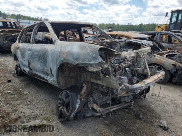 ✅ 2005 Porsche Cayenne S • VIN: WP1AB29P55LA65506 • Лот: 55427845. Опубликован ранее на Copart с пробегом Не указан. Бесплатный доступ к архиву аукционных продаж из США и подробный отчёт об истории автомобиля на DreamBid. Изображение 4.