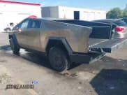 ✅ 2024 Tesla Cybertruck • VIN: 7G2CEHED4RA050451 • Лот: 42903347. Опубликован ранее на IAAI с пробегом 7 336 миль. Бесплатный доступ к архиву аукционных продаж из США и подробный отчёт об истории автомобиля на DreamBid. Изображение 3.