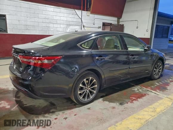 ✅ 2018 Toyota Avalon Hybrid XLE Plus • VIN: 4T1BD1EB8JU064225 • Lot: 93960675. Wystawiony na Copart z przebiegiem 77 446 mil. Bezpłatny archiwum sprzedaży aukcyjnych z USA i szczegółowy raport historii pojazdu na DreamBid. Zdjęcie 3.