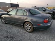 ✅ 2000 Jaguar S-Type V8 • VIN: SAJDA01D0YGL26384 • Лот: 83484974. Опубликован ранее на Copart с пробегом 156 318 миль. Бесплатный доступ к архиву аукционных продаж из США и подробный отчёт об истории автомобиля на DreamBid. Изображение 2.