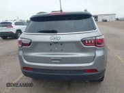 ✅ 2018 Jeep Compass Limited • VIN: 3C4NJDCB8JT480574 • Lot: 42360836. Wystawiony na IAAI z przebiegiem 80 235 mil. Bezpłatny archiwum sprzedaży aukcyjnych z USA i szczegółowy raport historii pojazdu na DreamBid. Zdjęcie 15.