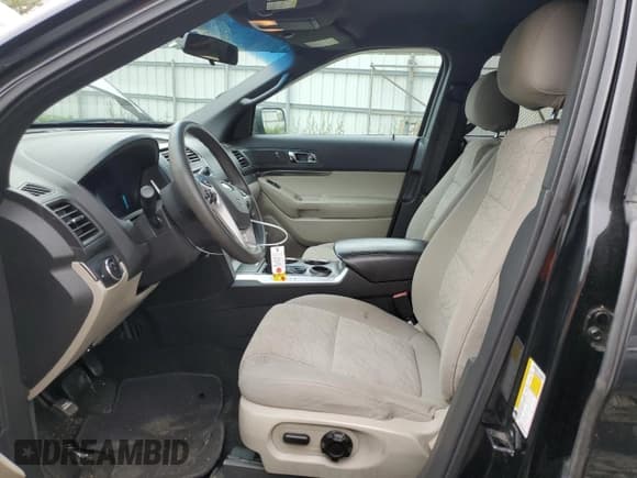 ✅ 2014 Ford Explorer • VIN: 1FM5K7B8XEGB06316 • Lot: 55612715. Wystawiony na Copart z przebiegiem 137 298 mil. Bezpłatny archiwum sprzedaży aukcyjnych z USA i szczegółowy raport historii pojazdu na DreamBid. Zdjęcie 7.