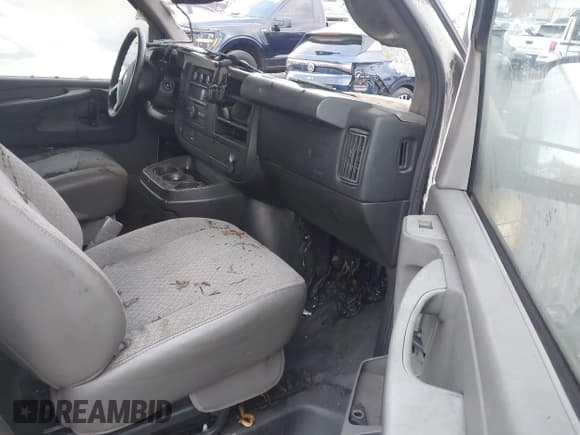 ✅ 2012 Chevrolet Express Cargo • VIN: 1GCWGFCG7C1198849 • Lot: 43769179. Listed on IAAI with Not provided. Free auction sales archive from the USA and detailed vehicle history report at DreamBid. Image 5.