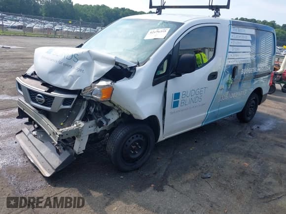 ✅ 2018 Nissan NV200 S • VIN: 3N6CM0KN6JK690418 • Lot: 42476355. Listed on IAAI with 150,057 mi. Free auction sales archive from the USA and detailed vehicle history report at DreamBid. Image 2.