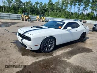 ✅ 2015 Dodge Challenger R/T Plus • VIN: 2C3CDZBTXFH889363 • Lot: 69470735. Wystawiony na Copart z przebiegiem 187 657 mil. Bezpłatny archiwum sprzedaży aukcyjnych z USA i szczegółowy raport historii pojazdu na DreamBid. Zdjęcie 1.