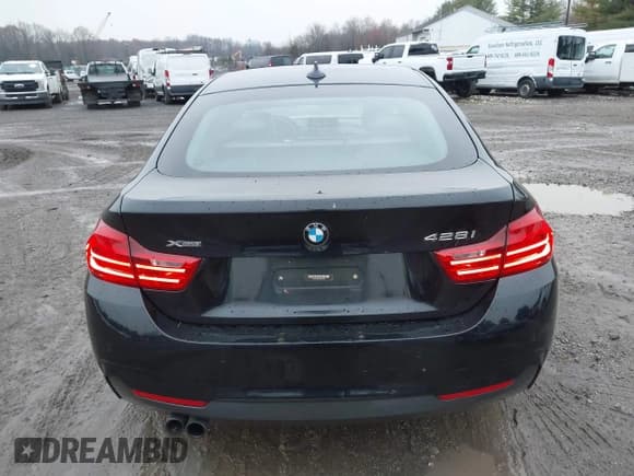 ✅ 2015 BMW 4 Series 428i xDrive • VIN: WBA4C9C56FD330535 • Lot: 43742856. Wystawiony na IAAI z przebiegiem 157 456 mil. Bezpłatny archiwum sprzedaży aukcyjnych z USA i szczegółowy raport historii pojazdu na DreamBid. Zdjęcie 16.