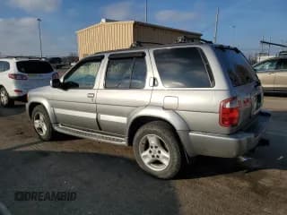 ✅ 2001 Infiniti QX4 Luxury • VIN: JNRDR07Y11W101582 • Лот: 82960874. Опубликован ранее на Copart с пробегом 141 297 миль. Бесплатный доступ к архиву аукционных продаж из США и подробный отчёт об истории автомобиля на DreamBid. Изображение 2.