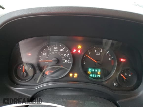 ✅ 2009 Jeep Patriot Sport • VIN: 1J4FT28A59D196026 • Лот: 87096525. Опубликован ранее на Copart с пробегом 163 514 миль. Бесплатный доступ к архиву аукционных продаж из США и подробный отчёт об истории автомобиля на DreamBid. Изображение 9.