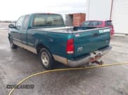 ✅ 1997 Ford F-150 XL • VIN: 1FTEX17LXVNC32588 • Lot: 40848063. Wystawiony na IAAI z przebiegiem 210 113 mil. Bezpłatny archiwum sprzedaży aukcyjnych z USA i szczegółowy raport historii pojazdu na DreamBid. Zdjęcie 3.