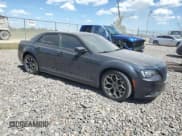 ✅ 2016 Chrysler 300 S • VIN: 2C3CCABG4GH252929 • Lot: 71034715. Listed on Copart with 91,371 mi. Free auction sales archive from the USA and detailed vehicle history report at DreamBid. Image 4.