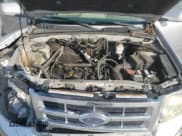 ✅ 2009 Ford Escape Limited • VIN: 1FMCU04779KB96458 • Lot: 62063385. Wystawiony na Copart z przebiegiem 178 516 mil. Bezpłatny archiwum sprzedaży aukcyjnych z USA i szczegółowy raport historii pojazdu na DreamBid. Zdjęcie 12.