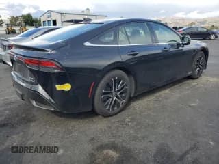 ✅ 2022 Toyota Mirai Limited • VIN: JTDAAAAA4NA004519 • Lot: 86302825. Wystawiony na Copart z przebiegiem 45 286 mil. Bezpłatny archiwum sprzedaży aukcyjnych z USA i szczegółowy raport historii pojazdu na DreamBid. Zdjęcie 3.