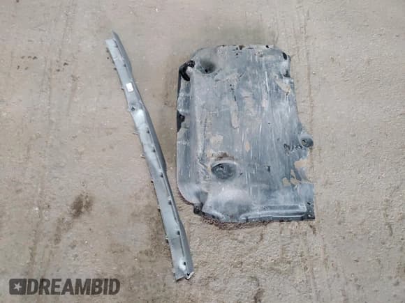 ✅ 2023 Hyundai Santa Fe SEL • VIN: 5NMS24AJ6PH562934 • Lot: 91900845. Wystawiony na Copart z przebiegiem 74 507 mil. Bezpłatny archiwum sprzedaży aukcyjnych z USA i szczegółowy raport historii pojazdu na DreamBid. Zdjęcie 13.